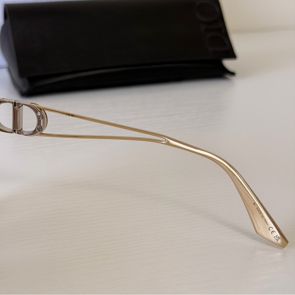 New! Dior Blush Sunglasses, 30Montaigne S13F 43A2, Authentic - Picture 10 of 11